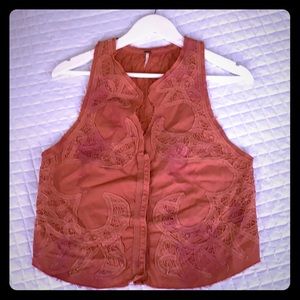Free People Jackets & Coats - 🌟🌟FREE PEOPLE APPLIQUÉ SPRING VEST! 🌟🌟 Free People Jackets & Coats - 🌟🌟FREE PEOPLE APPLIQUÉ SPRING VEST! 🌟🌟